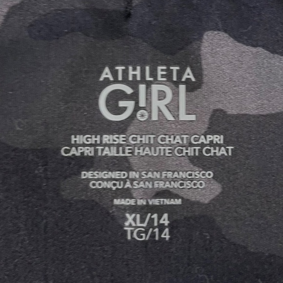 Athlete Girl "Leggings/tights in Chit Chat Capri camo black" NWOT - Picture 5 of 6
